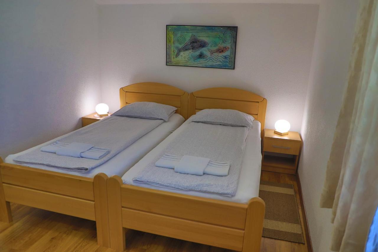 Apartments Oeneus Racic ภายนอก รูปภาพ