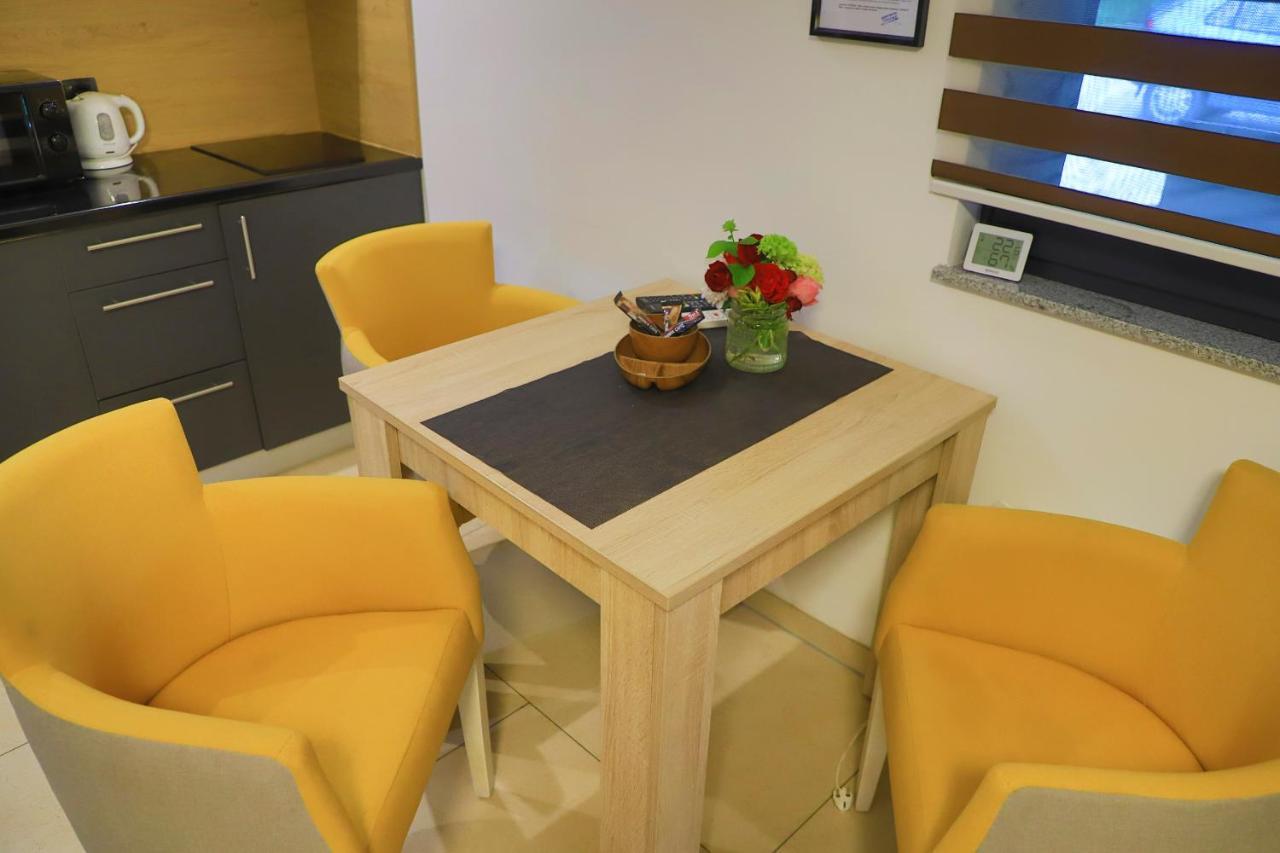 Apartments Oeneus Racic ภายนอก รูปภาพ